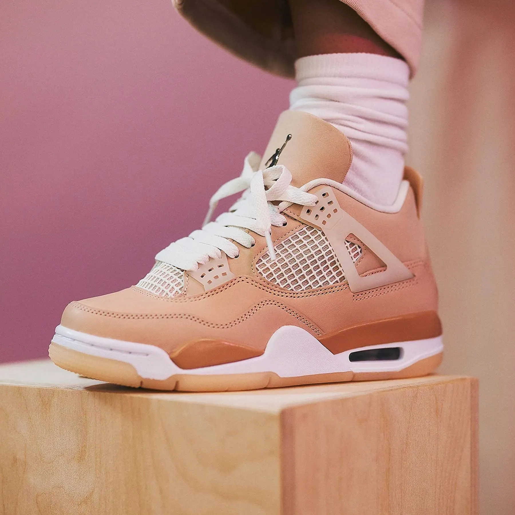 Air Jordan 4 Retro Wmns 'Shimmer'