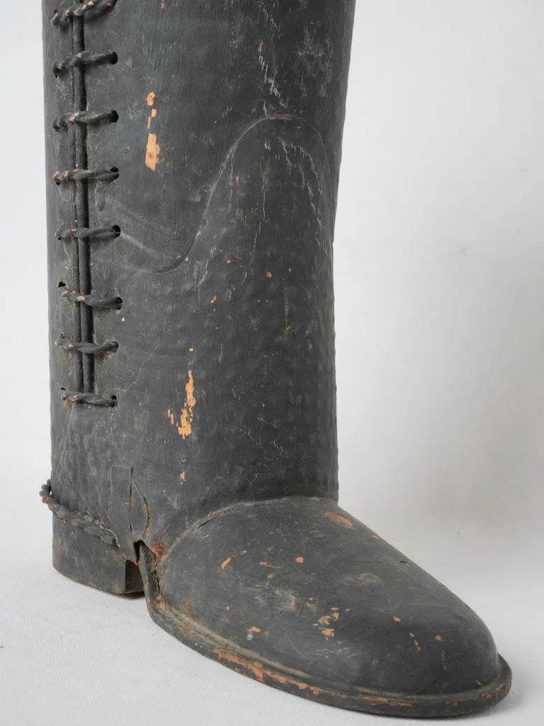 Large 20th-century French boot-shaped umbrella holder 22½"