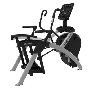 LIFE FITNESS CLUB SERIES   TOTAL BODY ARC TRAINER