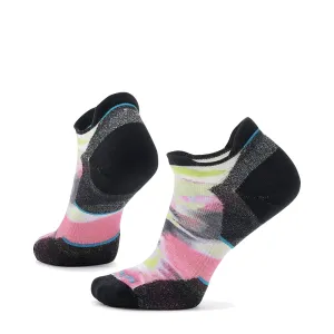 Smartwool Women's Run Targeted Cushion Brushed Print Low Ankle Socks in Power Pink